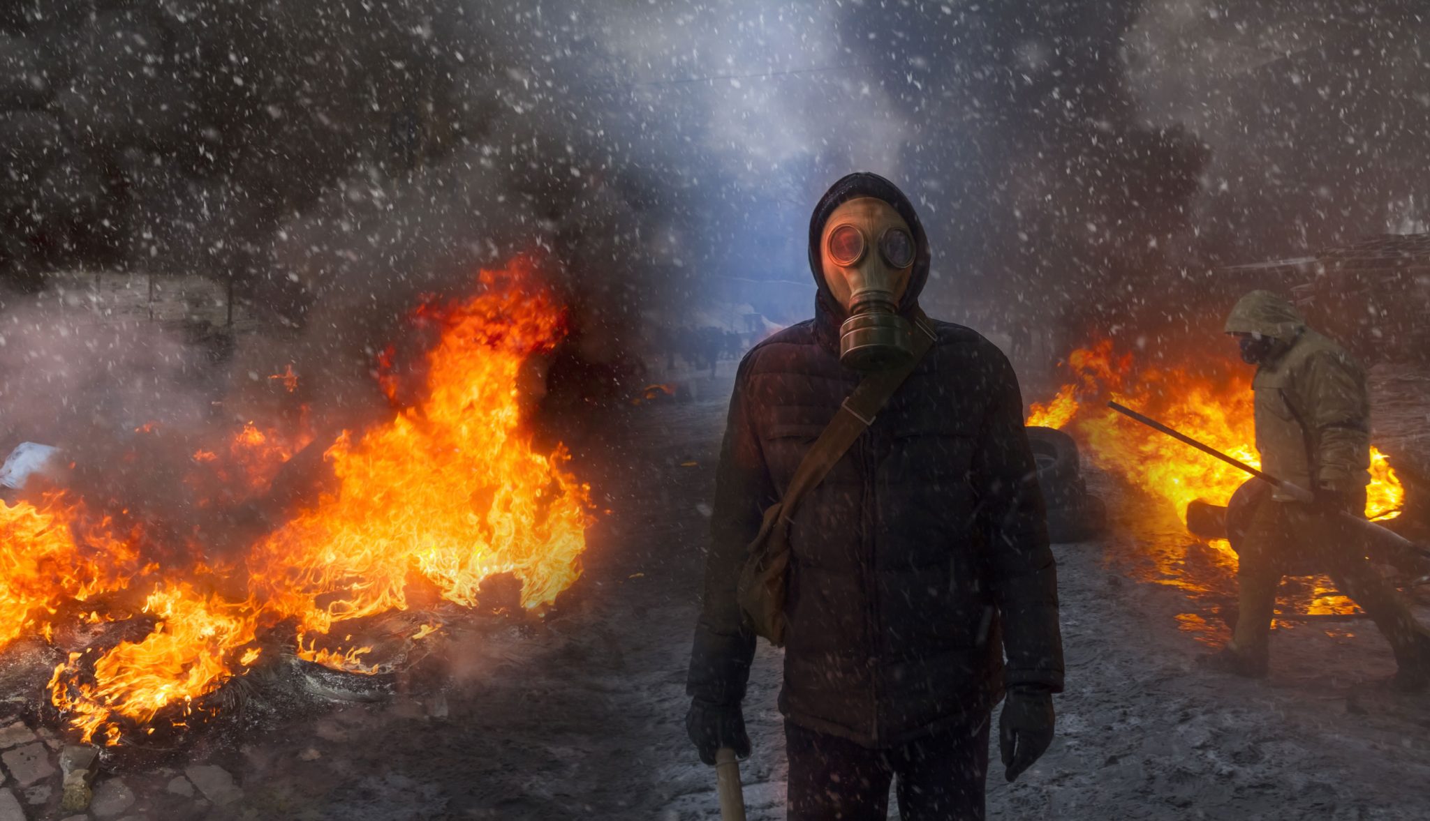 gasmask_burning_tires